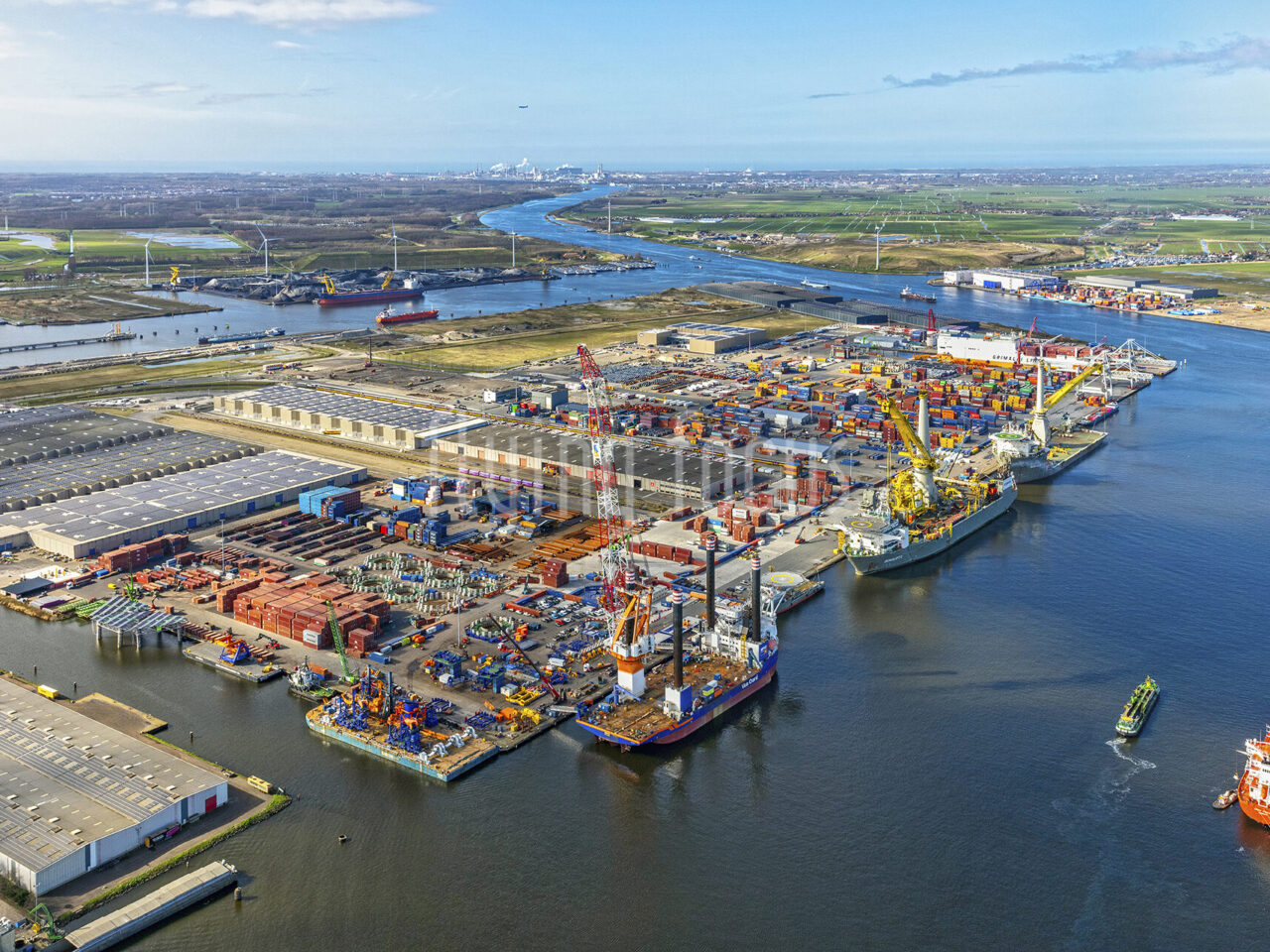 137674